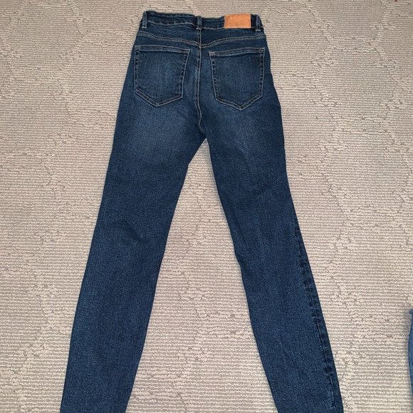 Zara, High-Waisted Skinny Jeans - Picture 4 of 4